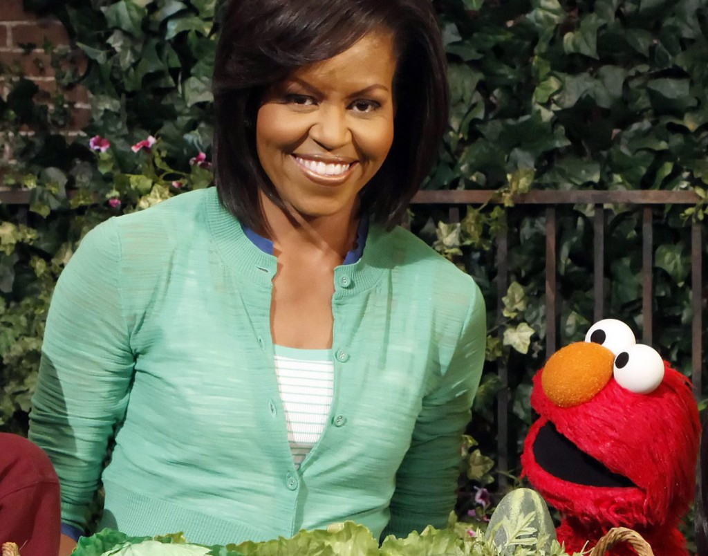 Plaza Sésamo cumple 40 años y lo celebra junto a Michelle Obama