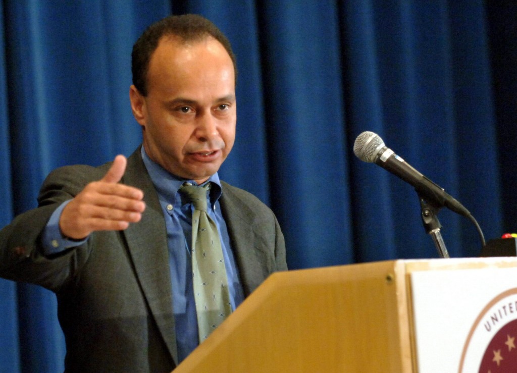 Luis Gutiérrez presentará su proyecto de reforma migratoria el próximo martes