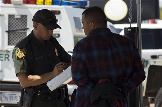 Aumenta el arresto de indocumentados no mexicanos en la frontera de Arizona