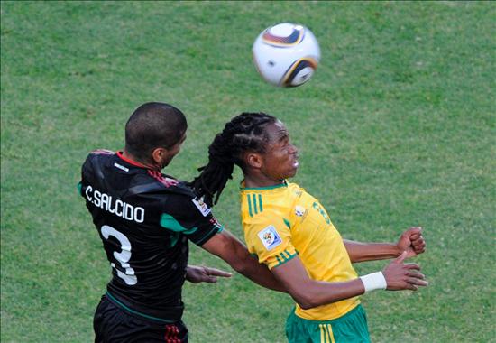 México – Sudáfrica, empate 1-1, no apto para cardiacos, Rafa Marquez, el heroe de la jornada.