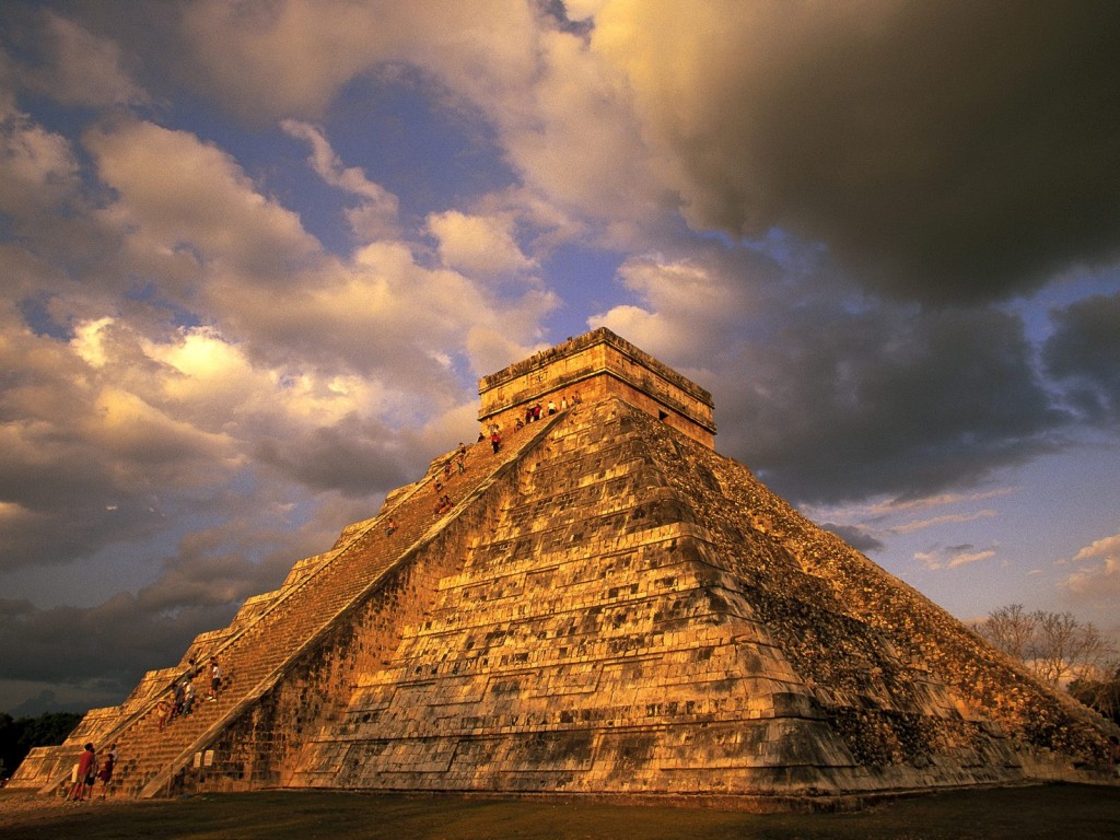 Ninguno de 15.000 textos mayas augura fin del mundo para 2012, dice experto