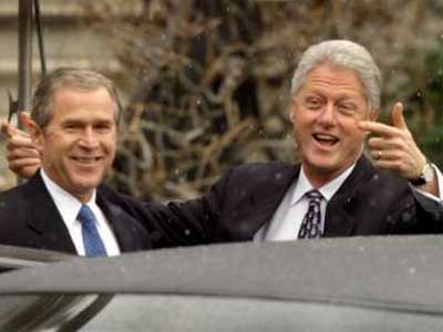Bush y Clinton encabezarán nuevo centro bipartidista Universidad de Arizona