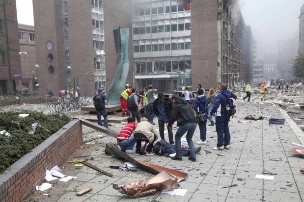 Dos atentados sucesivos con 17 muertos sacuden Noruega
