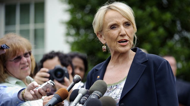 Gobernadora de Arizona irá México a tratar temas de frontera