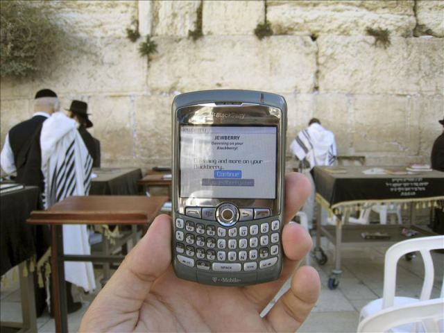 BlackBerry anuncia que ha restablecido todos sus servicios