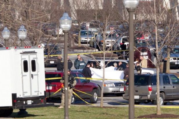 Levantan alerta en la universidad de Virginia tras tiroteo que dejó dos muertos