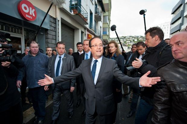 Hollande gana elecciones gracias a votación contra Sarkozy
