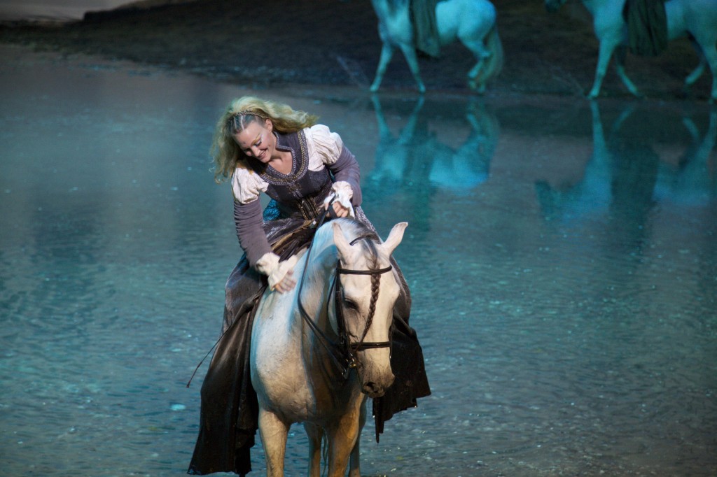 EVENTO LOCAL: Llega a Scottsdale Cavalia Odysseo, un despliegue de fantasía y belleza ecuestre combinada con destreza humana