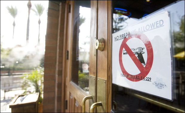 Analiza legislatura de Arizona propuesta que prohibiría destruir armas