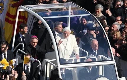 Benedicto XVI se despide recordando momento de “alegría” y luz de su papado