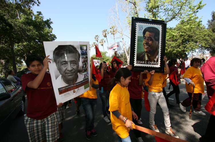 Inmigrantes limpian Capitolio de Arizona