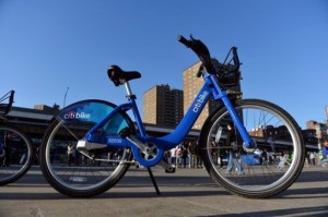 Recientemente fue lanzado en  Nueva York un servicio de bicicletas para uso libre, similar a los esquemas que ya funcionan en ciudades como París, Montreal, Londres o Barcelona, entre otras. (AFP | stan honda)