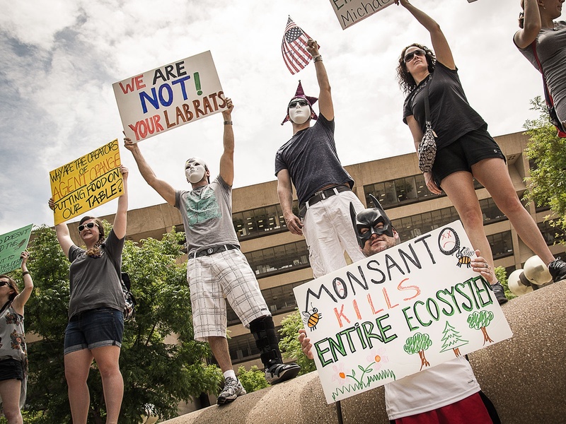 Protestan contra el gigante biotecnológico agrario Monsanto en 250 ciudades