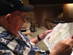 El maestro Rafael, "Chapito" Chavarría durante un ensayo con so orquesta en el MIM, con motivo de su  próxima presentación el 15 de sep. Con 99 años, Chapito es una leyenda viva de la música tropical de salón, que marco varias generaciones con su orquesta, llevando a los salones de baile de la época de los 50s y 60s los principales ritmos latinos. (Foto/Maria Bonilla)