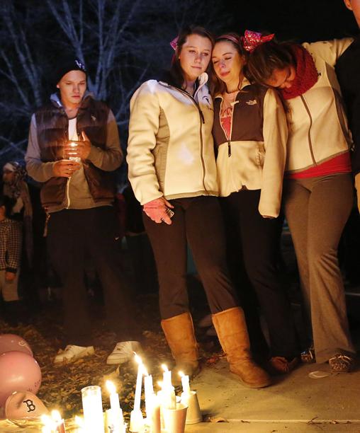 Conmoción por asesinato de joven maestra