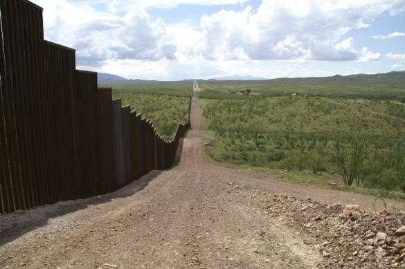 Plan de valla fronteriza en Arizona estancado