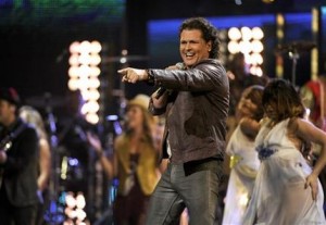 Carlos Vives durante su presentación en la 14a entrega de los Latin Grammy en el hotel y casino Mandalay Bay el jueves 21 de noviembre de 2013 en Las Vegas. (Foto Chris Pizzello/Invision/AP)
