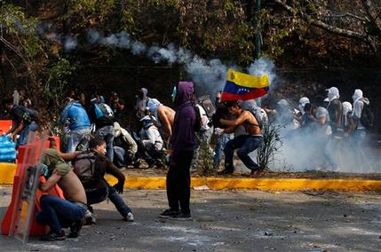 Venezuela: Mueren militar y 2 civiles en protestas