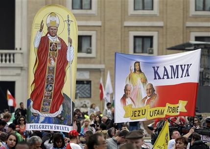 Latinoamerica madruga para celebrar canonización