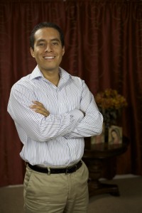 El director de la Oficina de Misiones Hispanas, Cristofer Pereyra, ha dicho al respecto, “MiFeCatolica.org será solo el inicio de lo que esperamos sea un creciente acercamiento a la comunidad hispana con énfasis en Internet, redes sociales, así como un fuerte componente de presencia católica en eventos comunitarios” Foto/Panorama Online