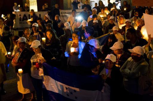 La caravana de emigrantes llega a la Basílica de Guadalupe de México DF