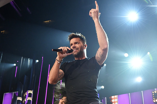 “Basta ya”, dicen artistas hispanos a Trump