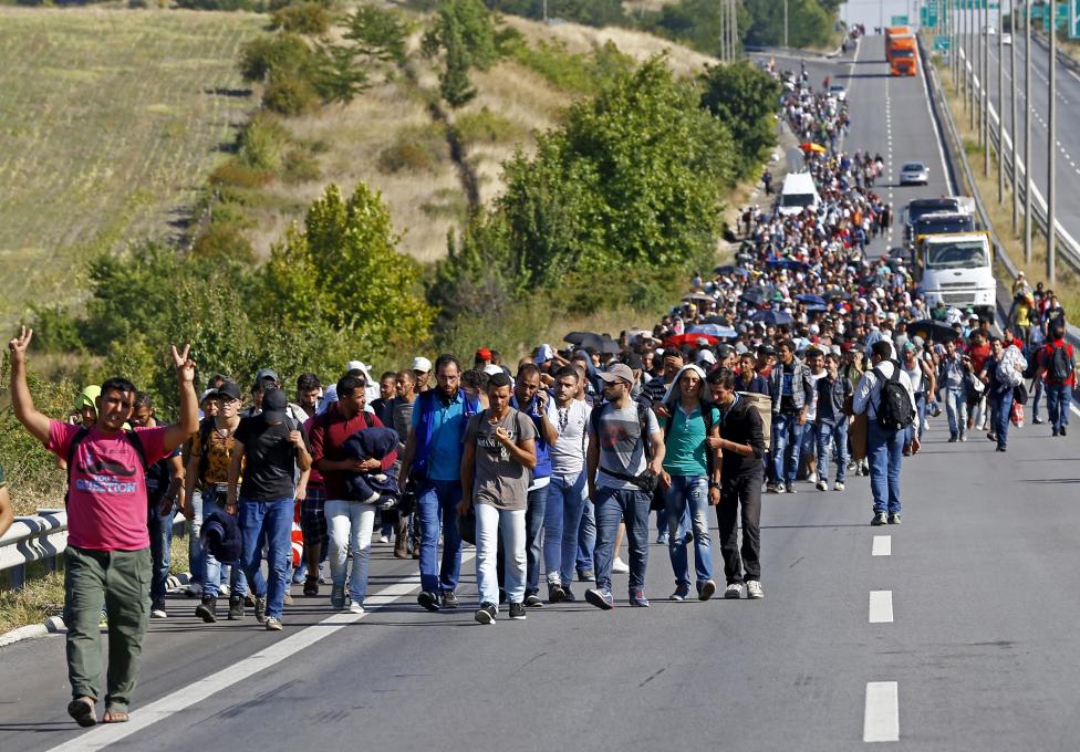 Migrantes iraquíes y sirios escapan del Estado Islámico