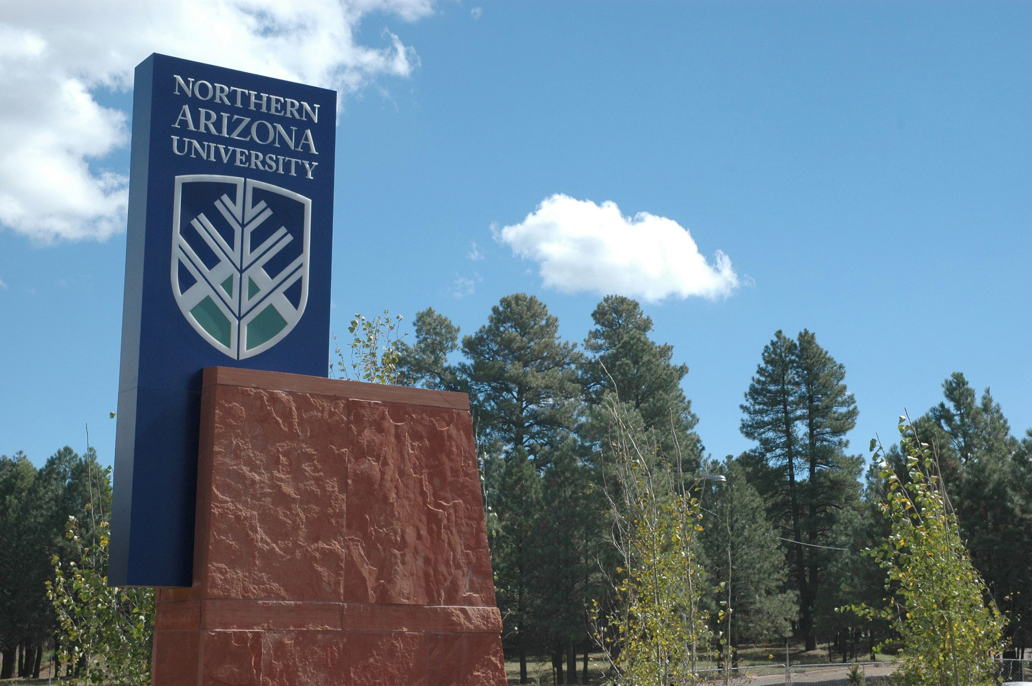 Un muerto y 3 heridos en tiroteo en NAU en Flagstaff