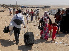 El pasado 10 de septiembre, Obama ordenó el inicio de los preparativos para recibir al menos a 10.000 refugiados que huyen de la guerra en Siria durante el nuevo año fiscal, que comenzó el 1 de octubre, para responder a la crisis migratoria que afecta a Europa