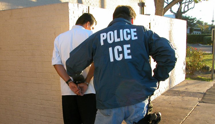 “Deportaciones Masivas de Familias Centroamericanas planeadas por Obama han comenzado”