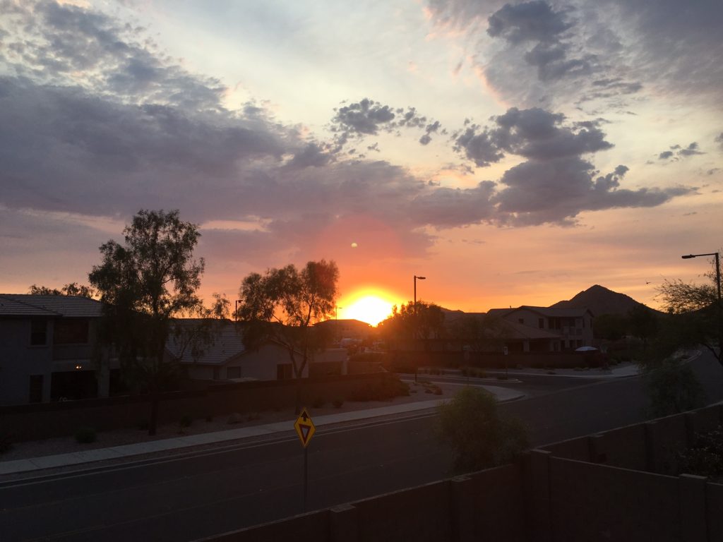 El solsticio de verano 2016 cierra con un hermoso atardecer