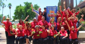 La canción y video “Soy el Compás de otra Canción”, del cantautor Jose Maria Lobo interpretada por el Coro Voces Unidas, conformado por Pacientes de Parkinson del Programa en español de Muhammad Ali Parkinson Center, ha sido escogido entre los 12 mejores para llevarse el Premio Elegido por el Público en el Congreso Mundial de Parkinson WPC 2016, (World Parkinson Congress), que se estará llevando a cabo del 20 al 23 de septiembre en Portland, Oregon.