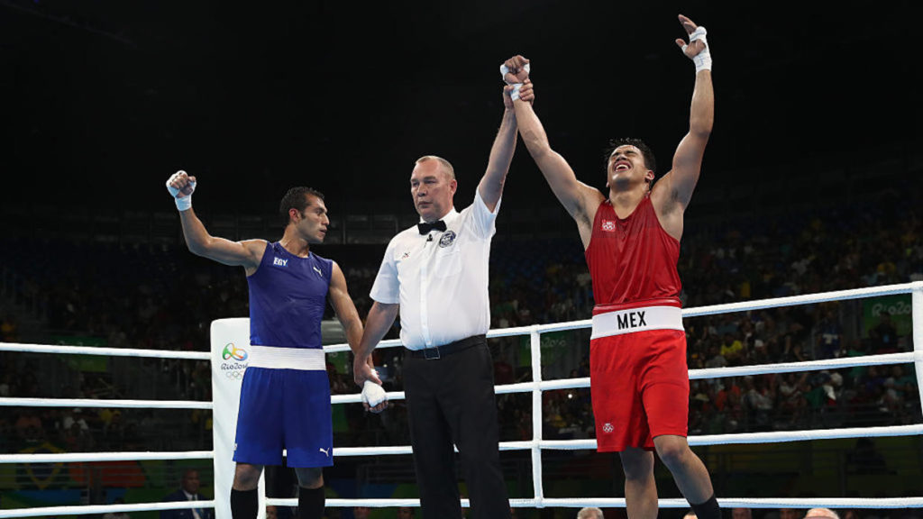 El boxeador mexicano Misael Rodriguez logra obtener la única medalla para México en Río