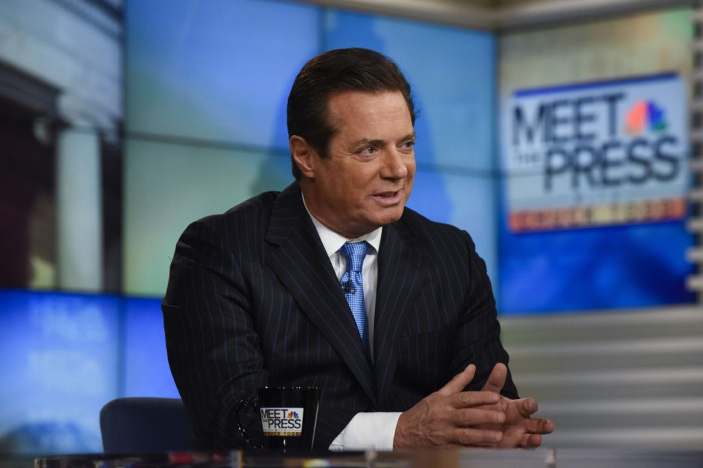 Renuncia el presidente de la campaña de Trump, Paul Manafort