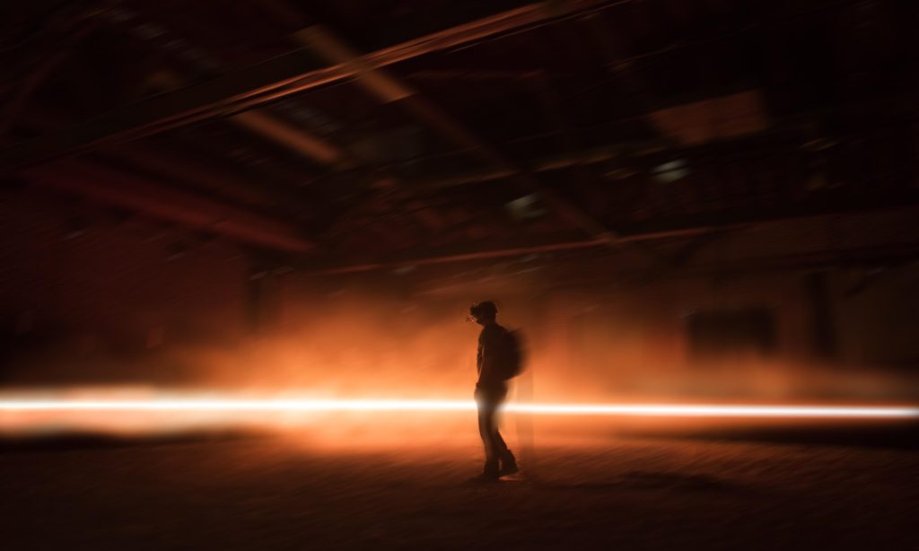 González Iñárritu estrena impactante película de realidad virtual en Cannes