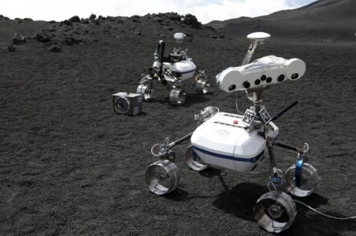 Científicos prueban robots lunares en monte Etna