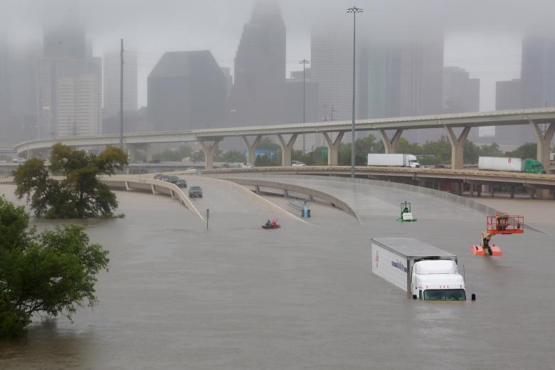 Tormenta Harvey no da tregua, se esperan más lluvias e inundaciones en Houston