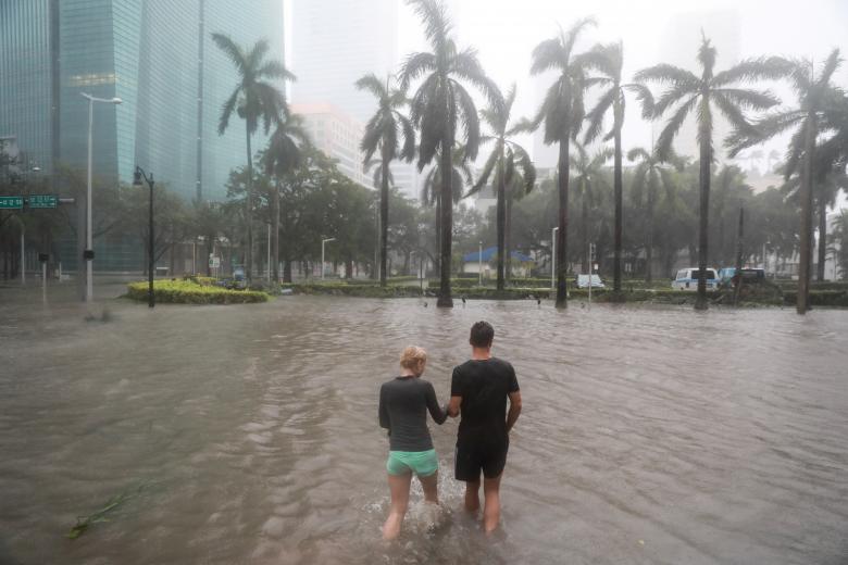 Irma provoca severas inundaciones en Florida tras dejar 10 muertos en su paso por Cuba