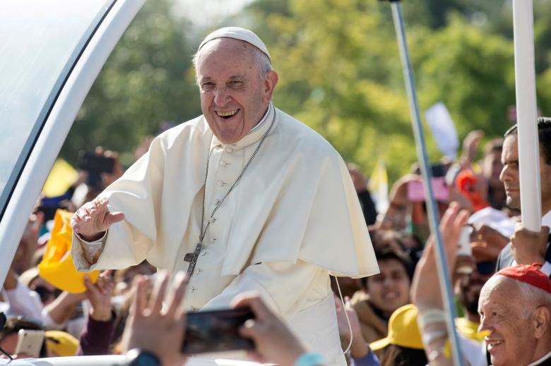 Papa Francisco se reúne con nativos de Perú que piden respeto para el medio ambiente
