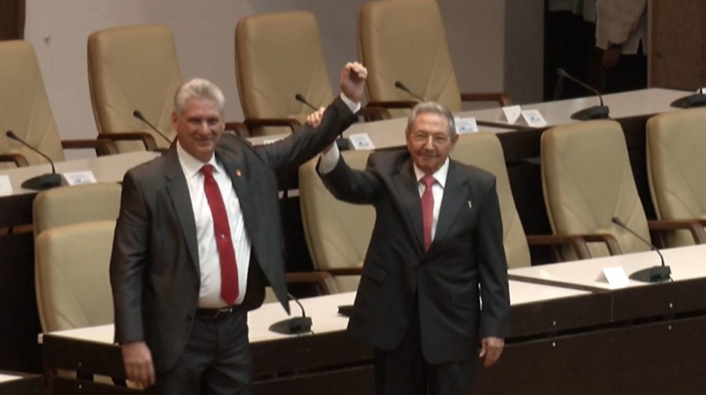 Miguel Díaz-Canel es elegido nuevo presidente de Cuba en sustitución de Raúl Castro