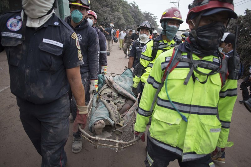 Guatemala: violenta erupción deja 69 muertos; anticipan más
