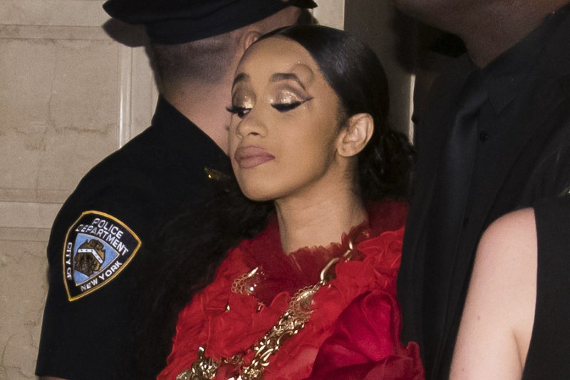 Cardi B y Nicki Minaj protagonizan pelean en evento de la semana de la moda en NY