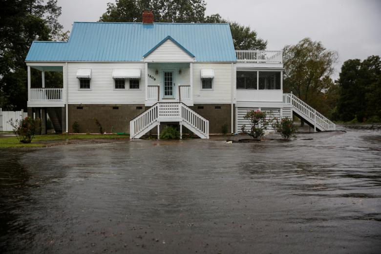 El huracán Florence deja por lo menos cuatro muertos hasta ahora tras su paso
