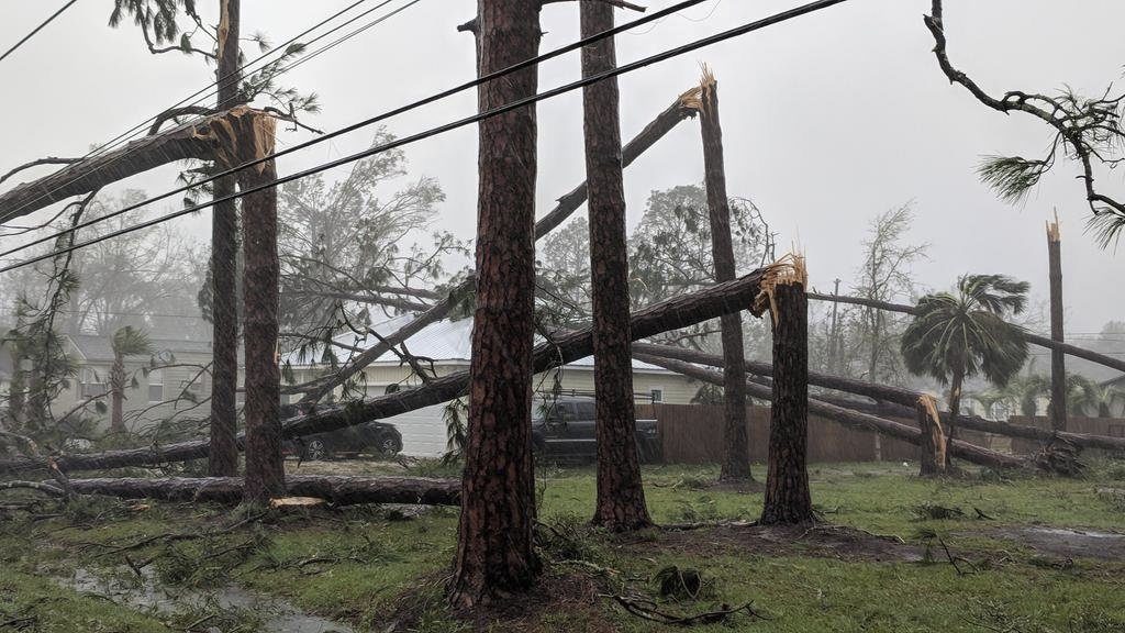 Huracán Michael golpea con fuerza noroeste de Florida