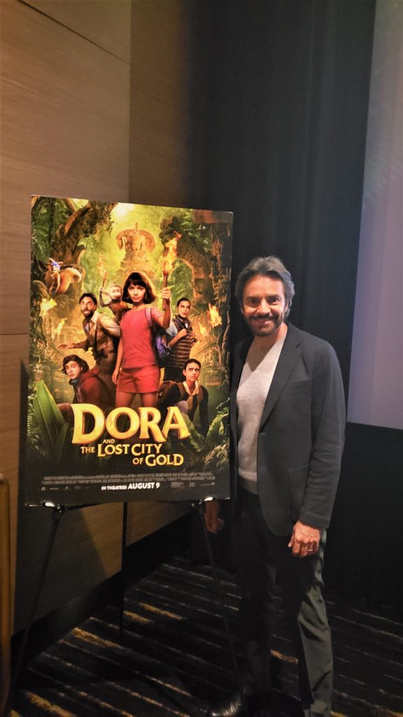 Eugenio Derbez saca su garra de explorador en Dora and the Lost City Of Gold